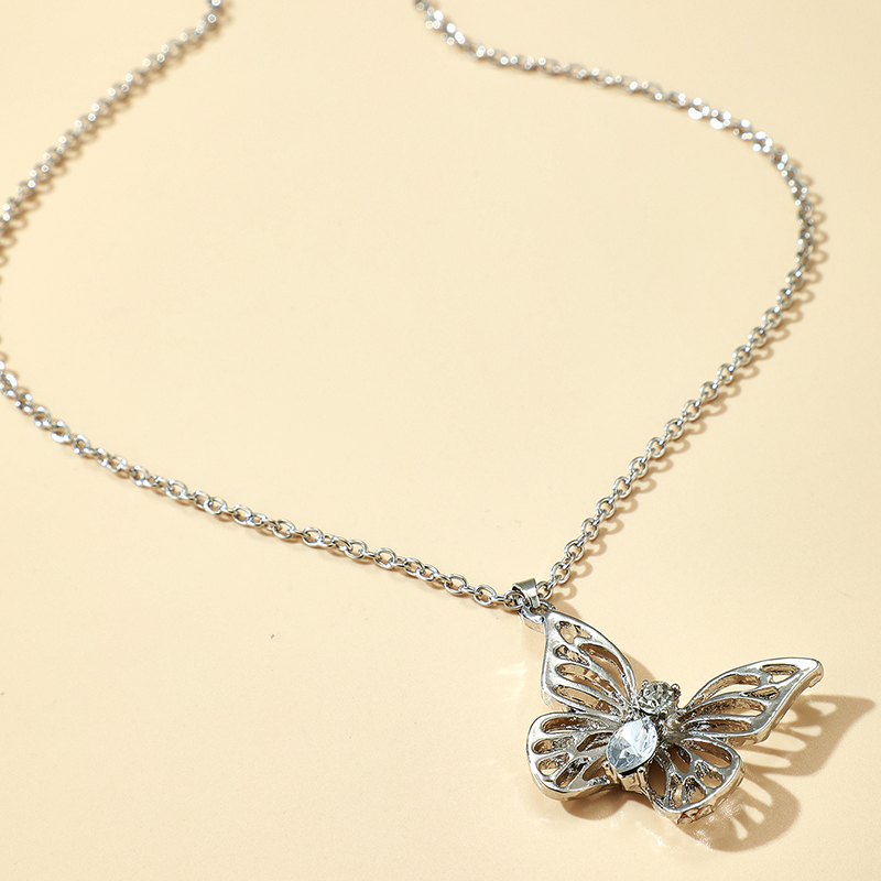 boho exaggerated animal butterfly hollow necklace