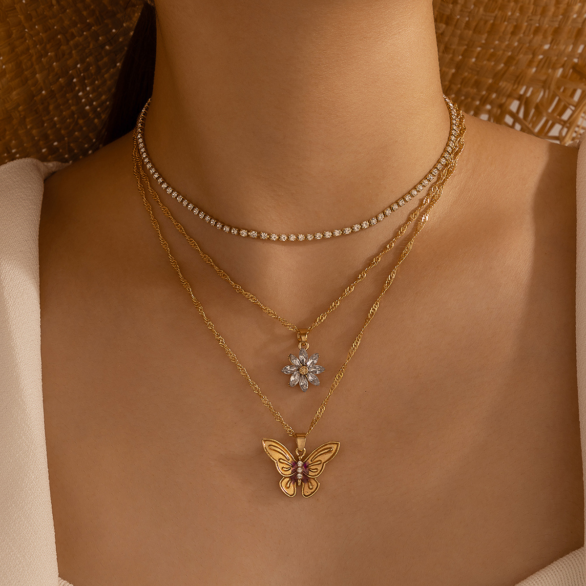 Bohemia Diamond Flower Butterfly Three Layer Necklace Daisy Claw Diamond Necklacepicture5