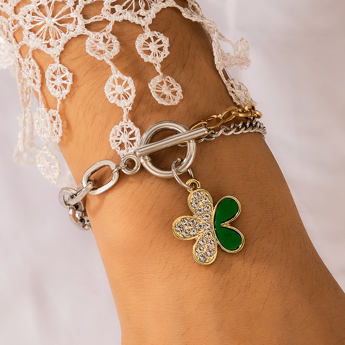 simple inlaid green crystal diamond flower bracelet alloy adjustable jewelrypicture1