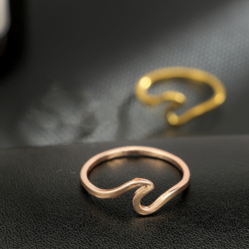 matte gold retro  ring