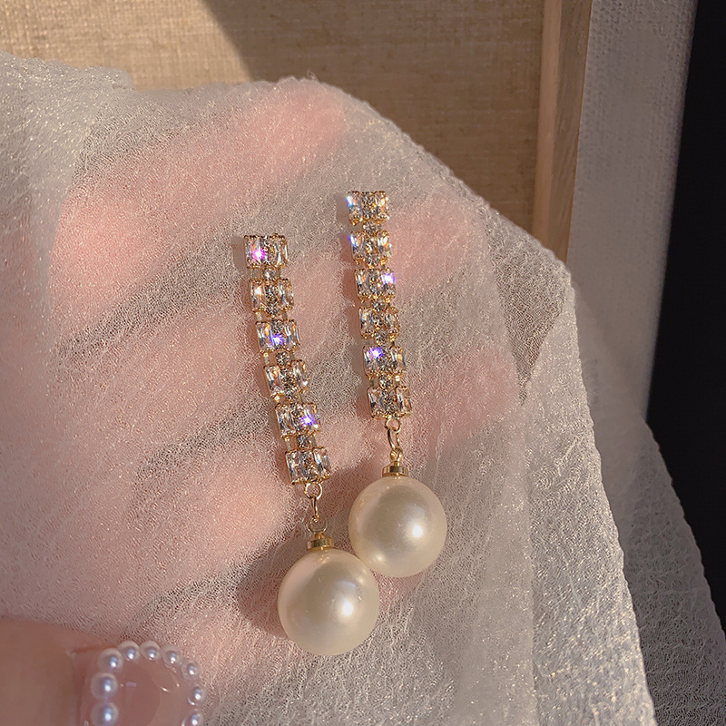 retro temperament diamond long tassel pearl pendant earringspicture1