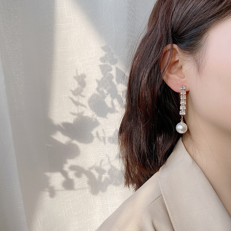retro temperament diamond long tassel pearl pendant earringspicture2