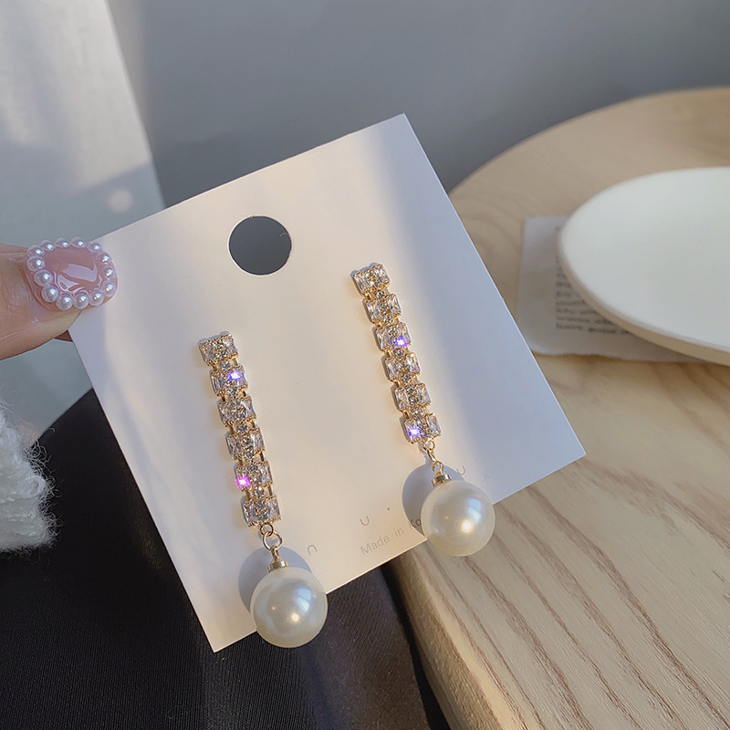 retro temperament diamond long tassel pearl pendant earringspicture4
