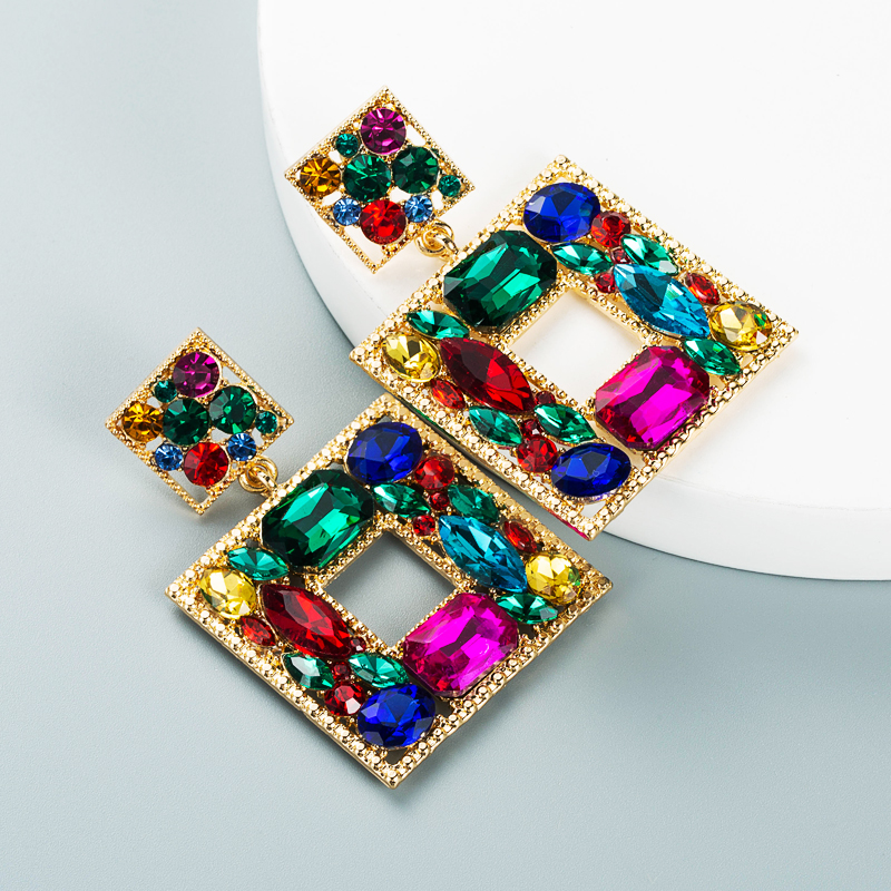 Baroque style alloy glass diamond color geometric earrings