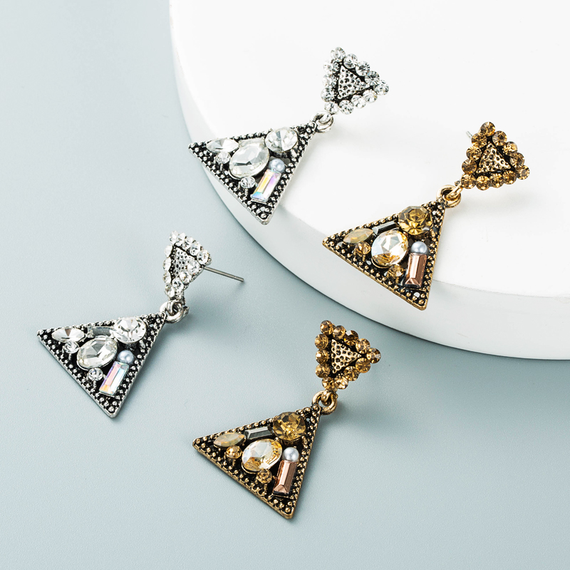 Kreative mehrschichtige mit Diamanten besetzte geometrische Ohrringe aus Dreiecklegierungpicture2