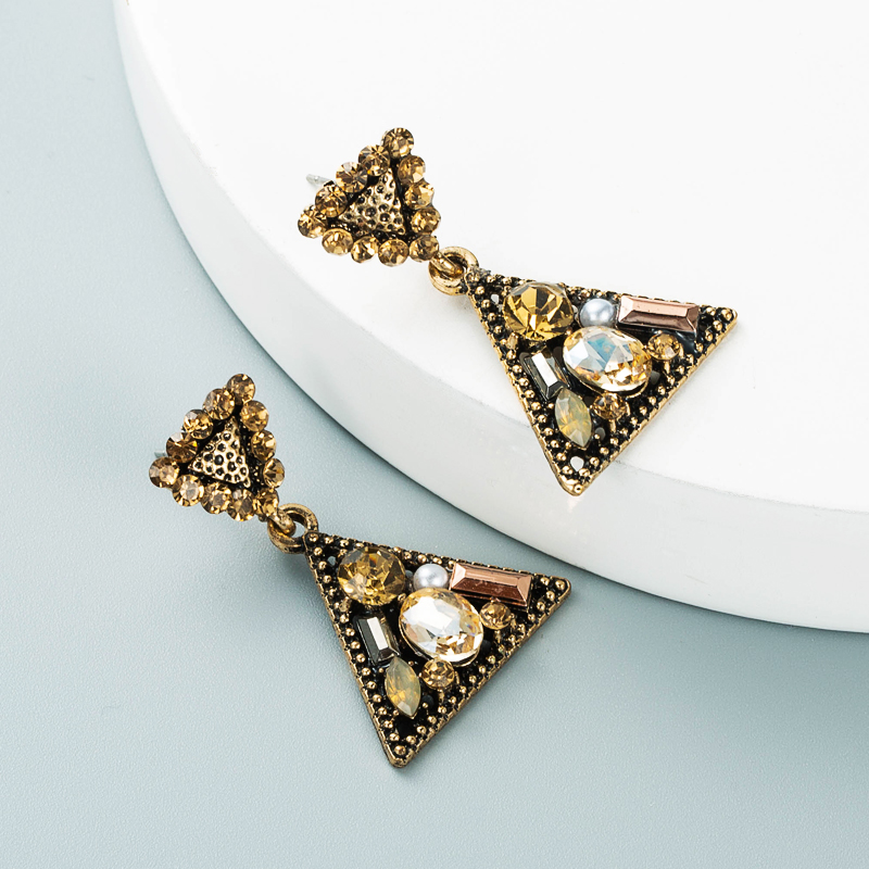 Kreative mehrschichtige mit Diamanten besetzte geometrische Ohrringe aus Dreiecklegierungpicture3