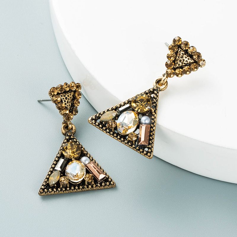 Kreative mehrschichtige mit Diamanten besetzte geometrische Ohrringe aus Dreiecklegierungpicture5