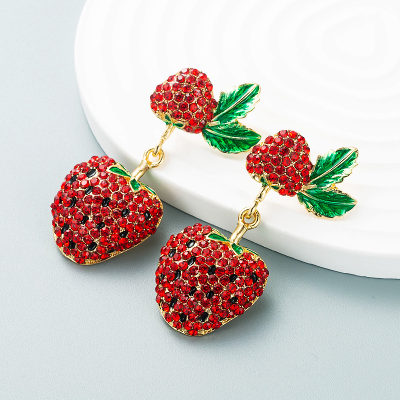 European and American exaggerated alloy inlaid glass diamond strawberry earrings wholesalepicture2