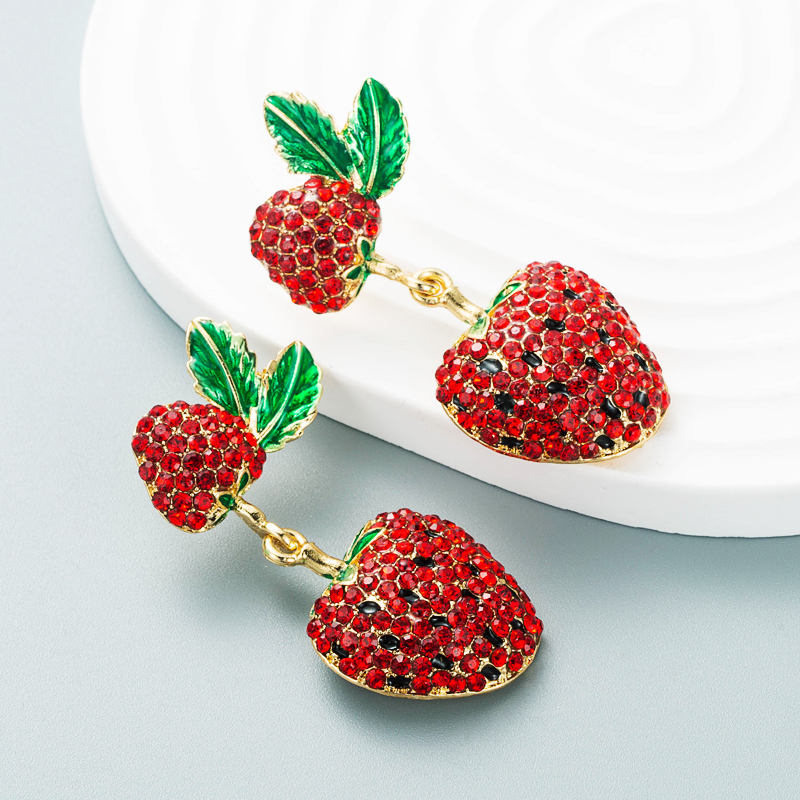 European and American exaggerated alloy inlaid glass diamond strawberry earrings wholesalepicture5
