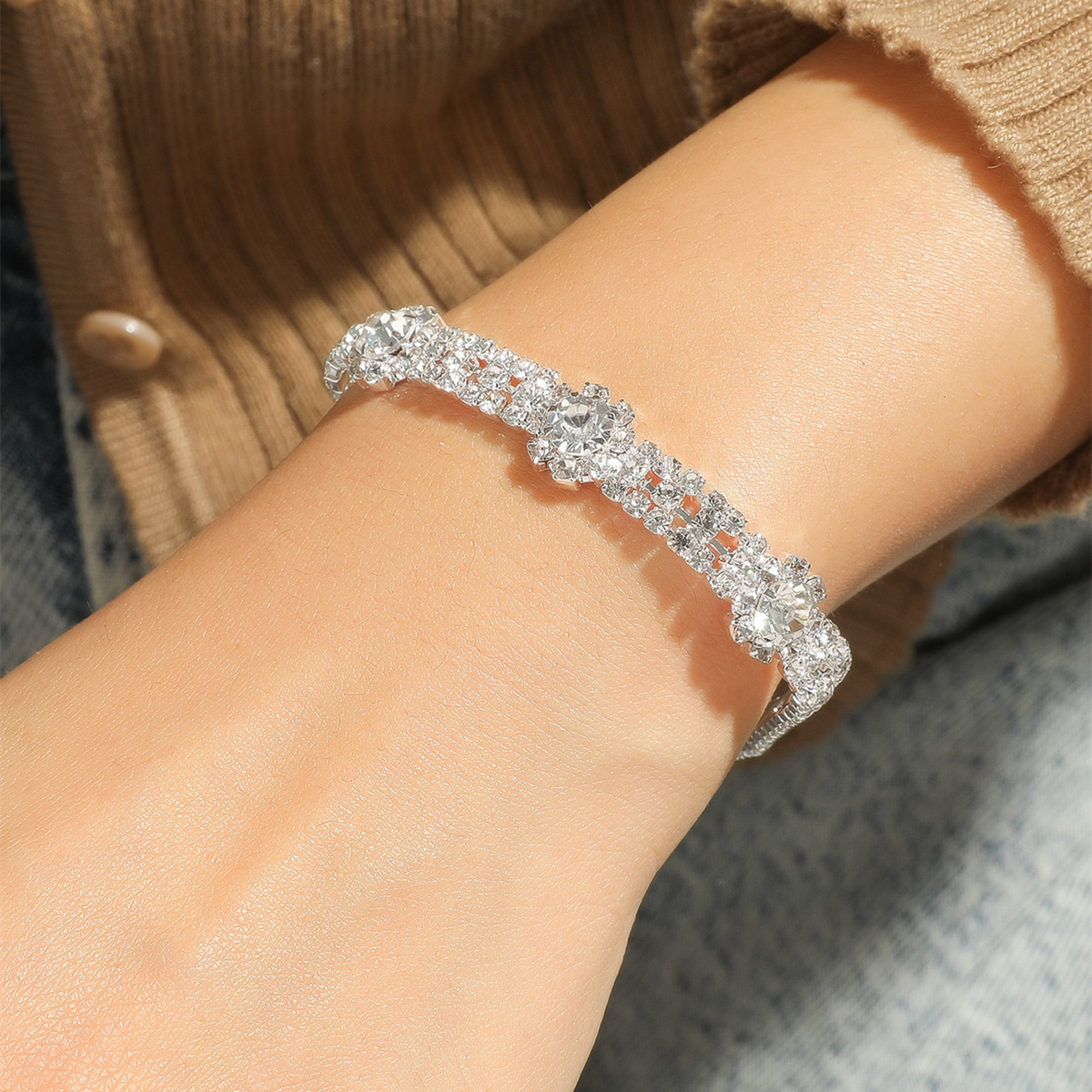 Womenu0027s Fashion Rhinestone Geometric Bracelet