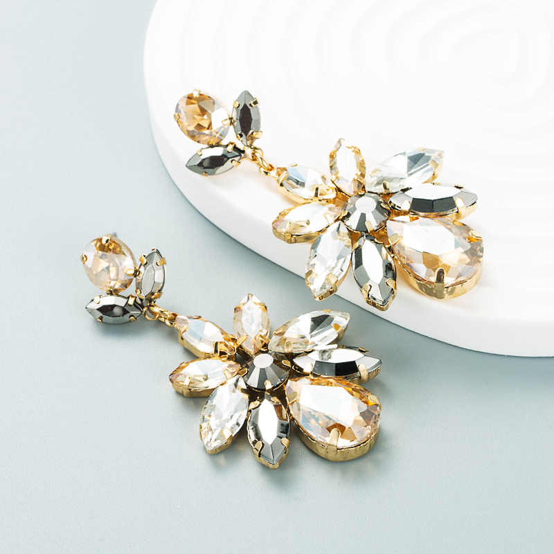 Fashion colored diamond series multilayer alloy diamondstudded glass diamond geometric flower earringspicture6