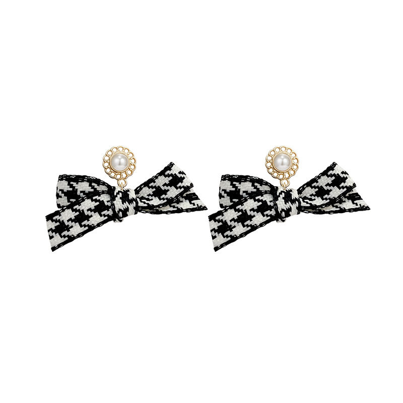 Autumn and winter checkerboard bow fabric earringspicture5
