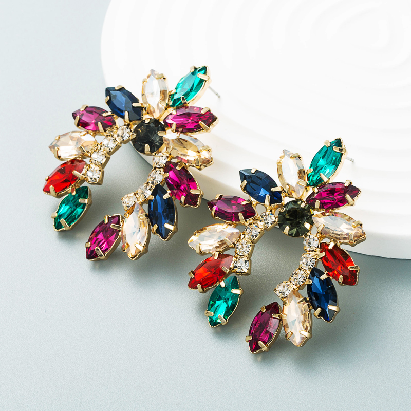 European and American exaggerated fashion alloy diamond rhinestone geometric earrings femalepicture8