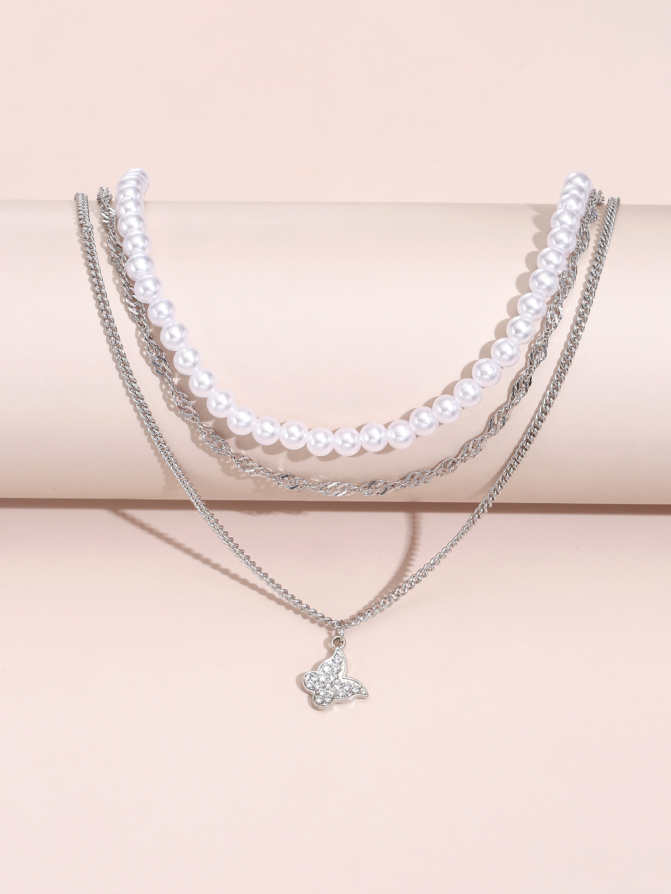 European and American fashion imitation pearl zircon butterfly pendant multilayer necklacepicture3