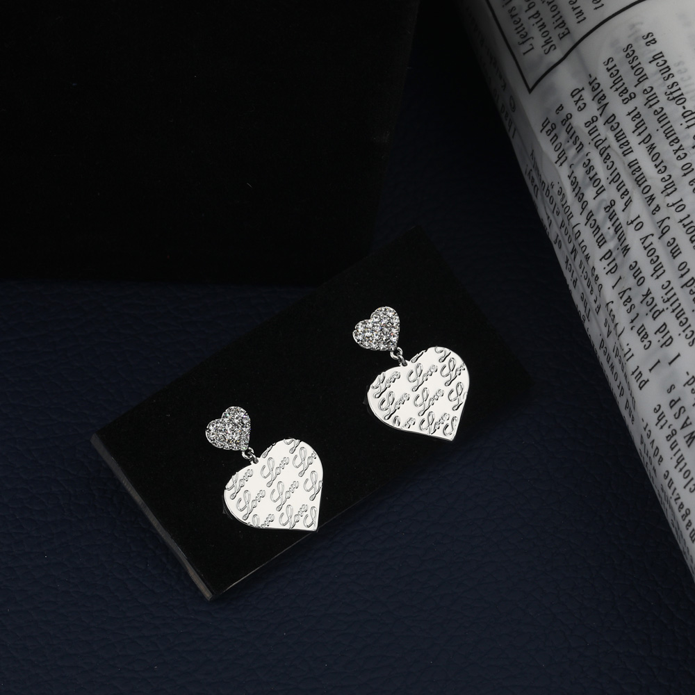 Temperament classic fashion copper diamond heart drop earringspicture1