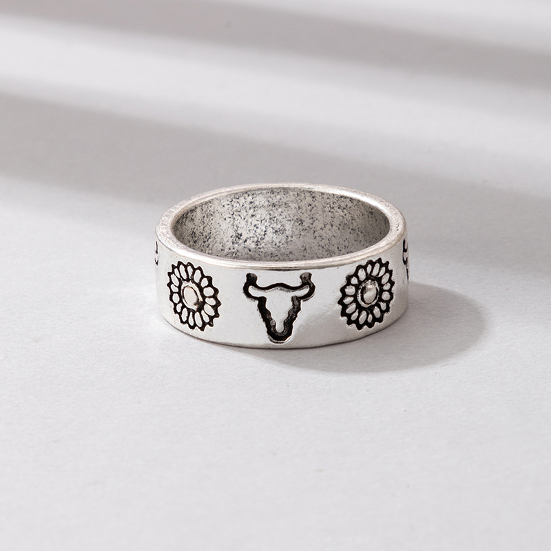 silver hip hop golden totem alphabet flower bull head pattern ring