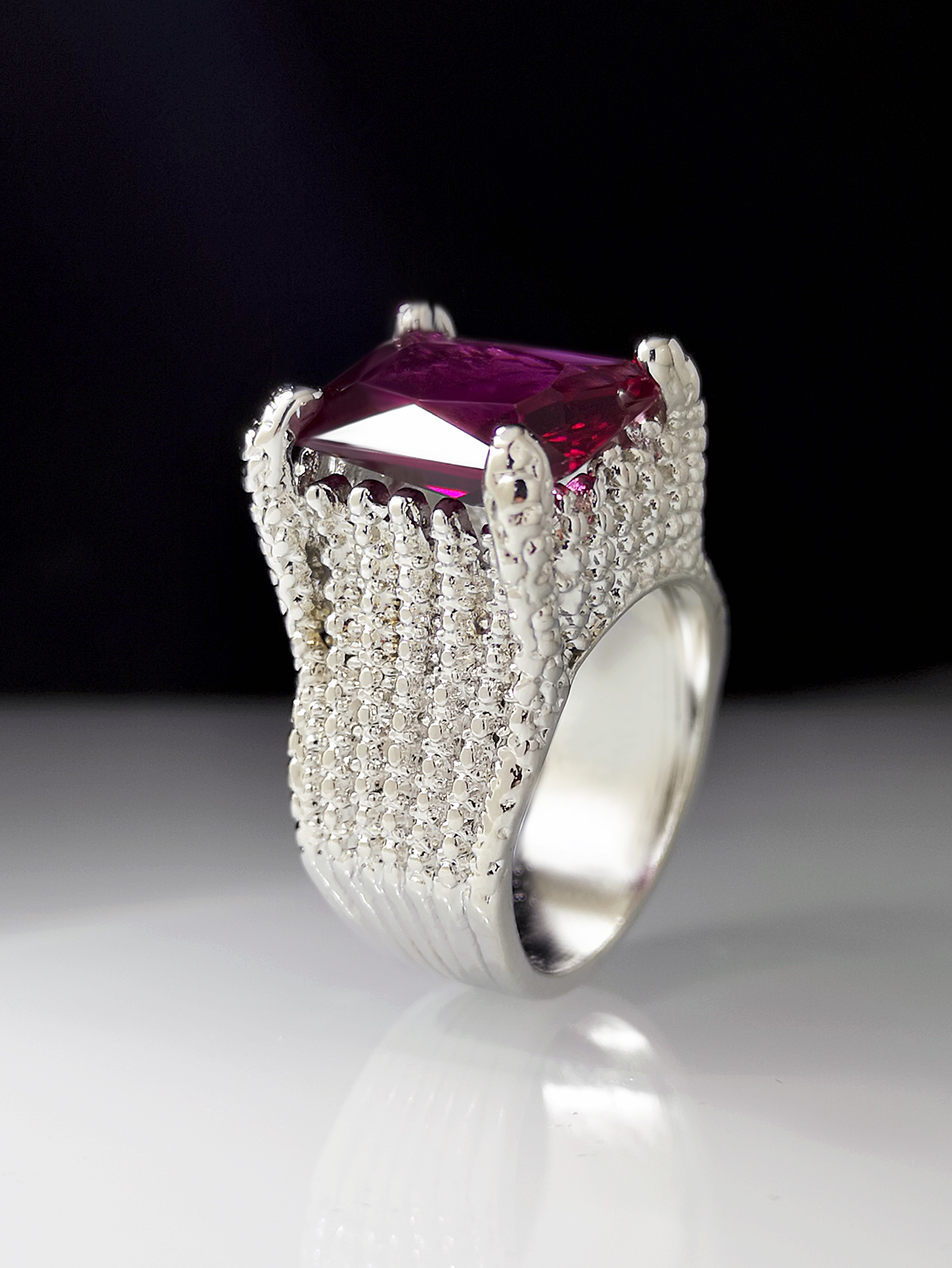 luxury rhinestone inlaid square ruby silver alloy rings