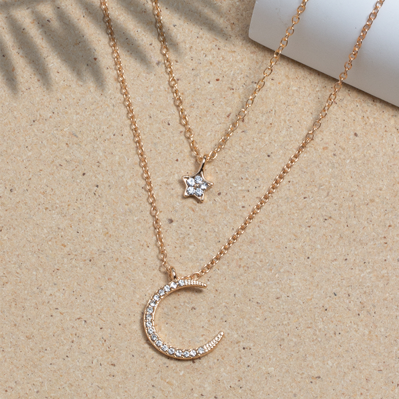 simple diamond-studded star and moon two-layer necklace