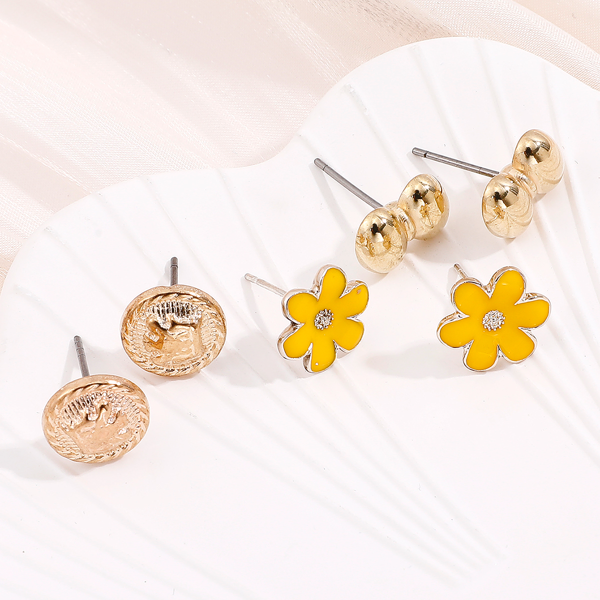 Small yellow flower earrings set fashion accessories NHHUQ509112picture4