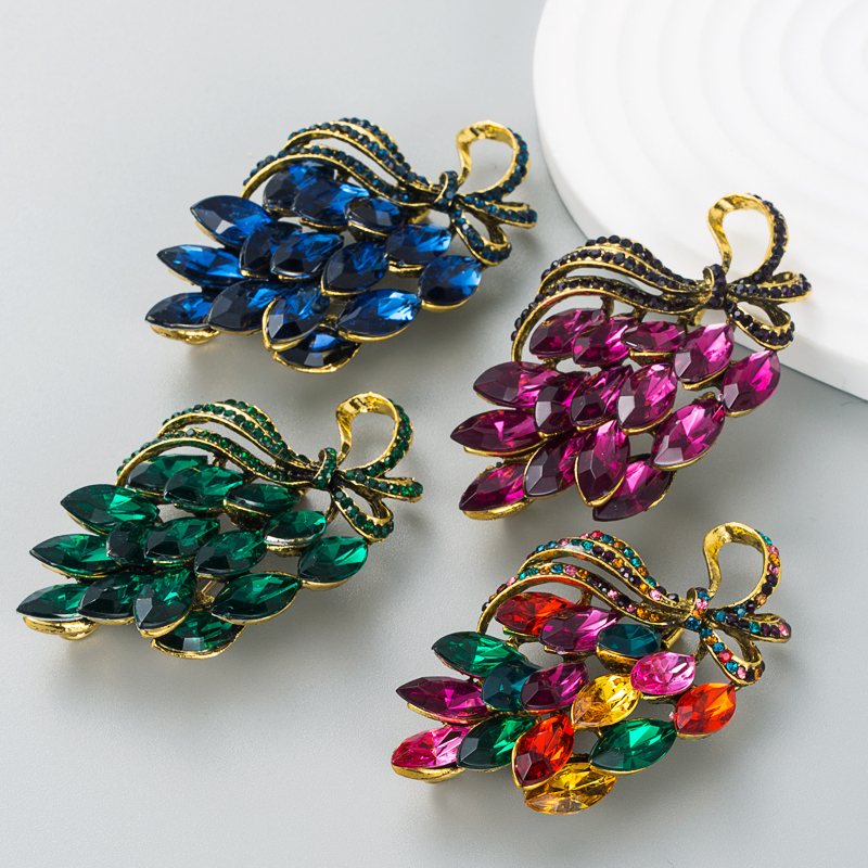 Exaggerated personality fashion trend colorful crystal dazzling rhinestone alloy broochpicture2