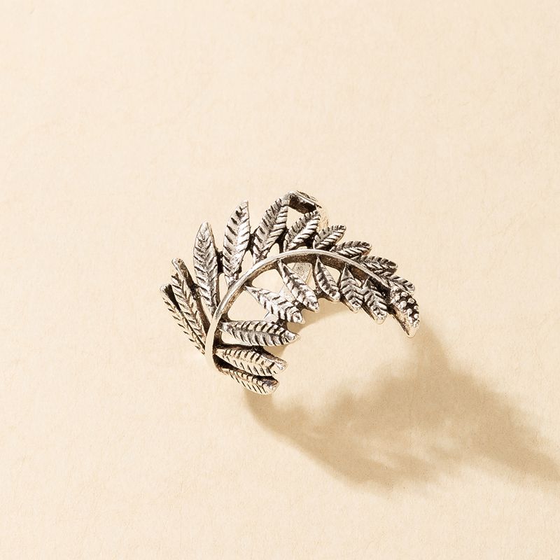 retro style Bohemian leaf ring