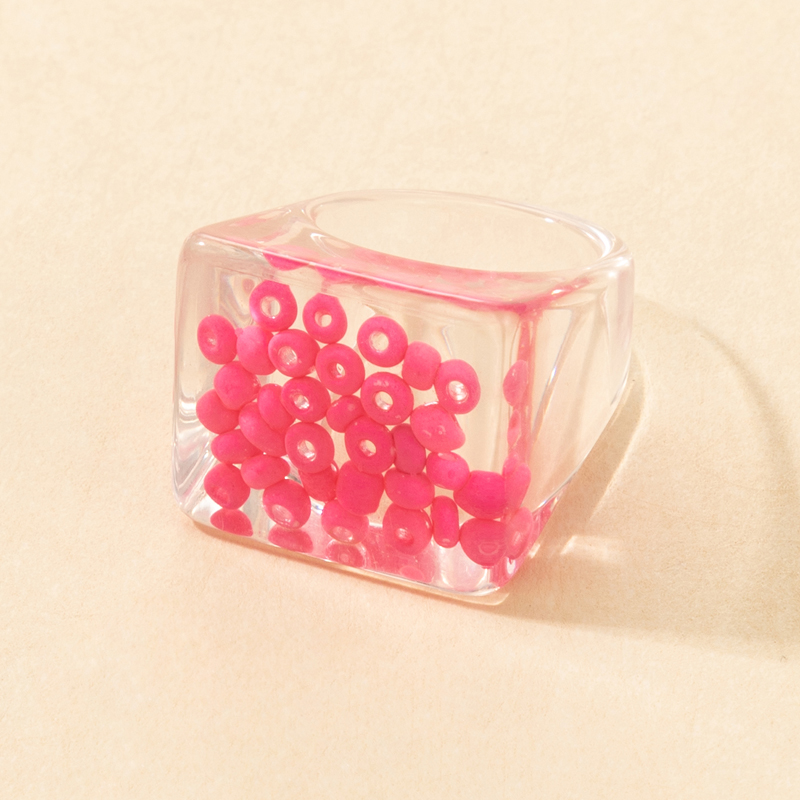 new fashion star resin ring