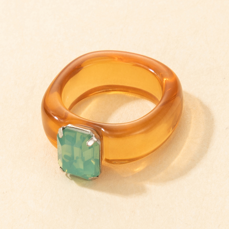 new color retro gemstone resin ring