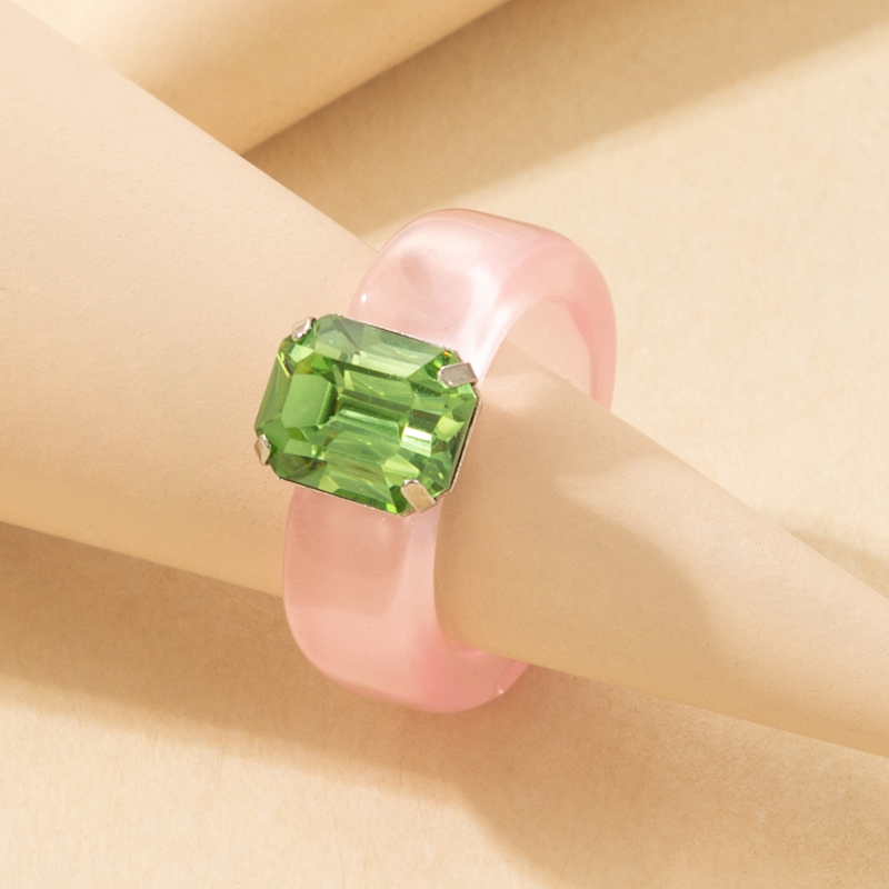 new color retro gemstone resin ring