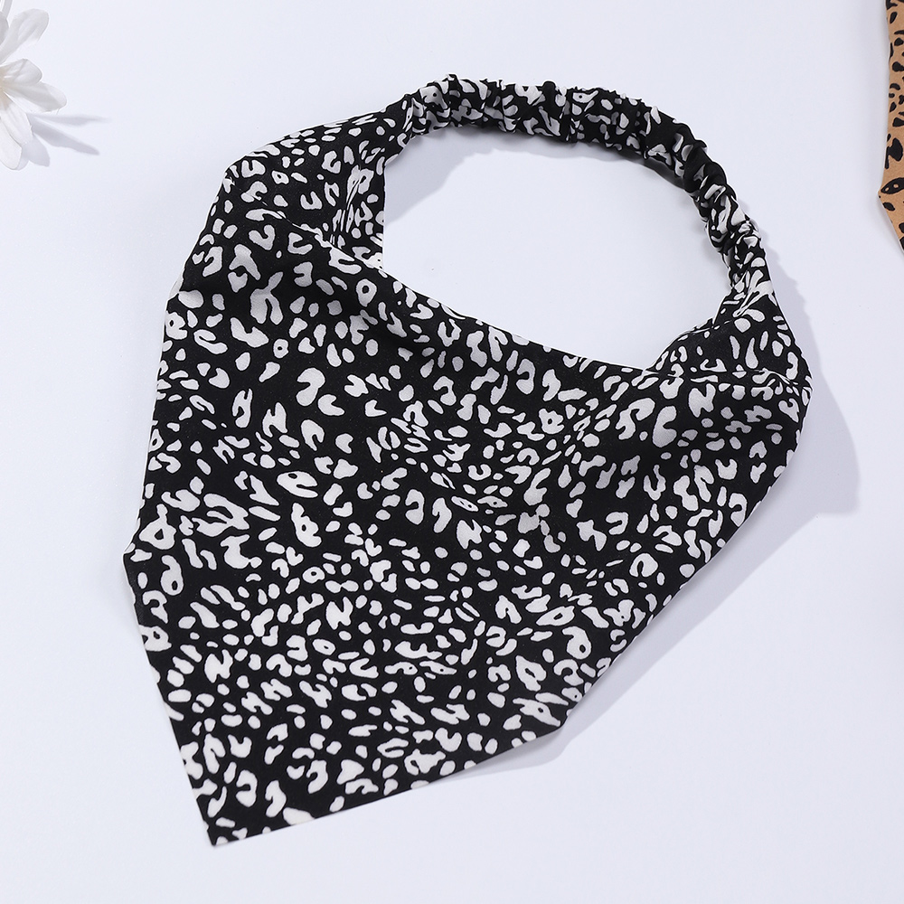 fashion new style korean leopard print triangle hairband setpicture4