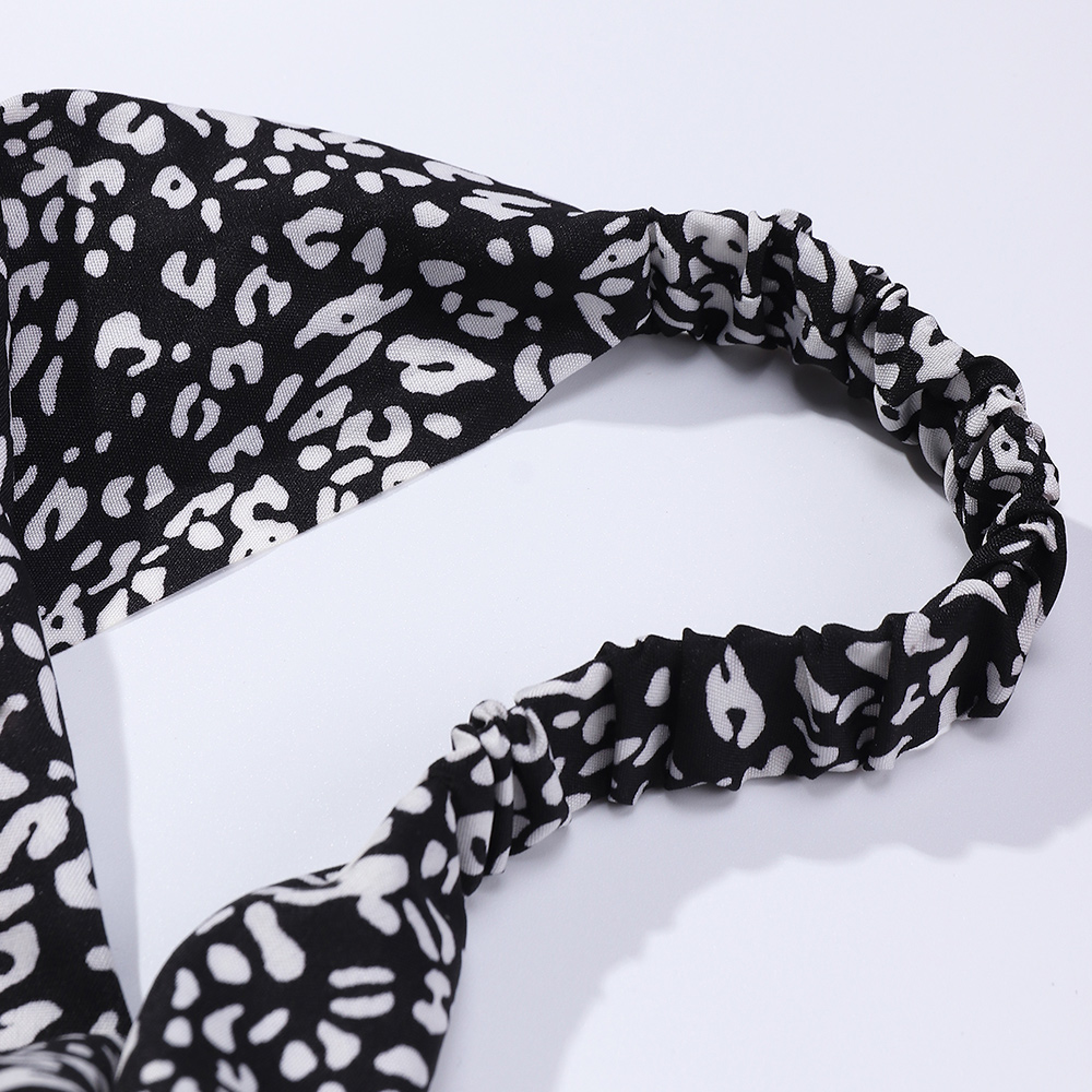 fashion new style korean leopard print triangle hairband setpicture5