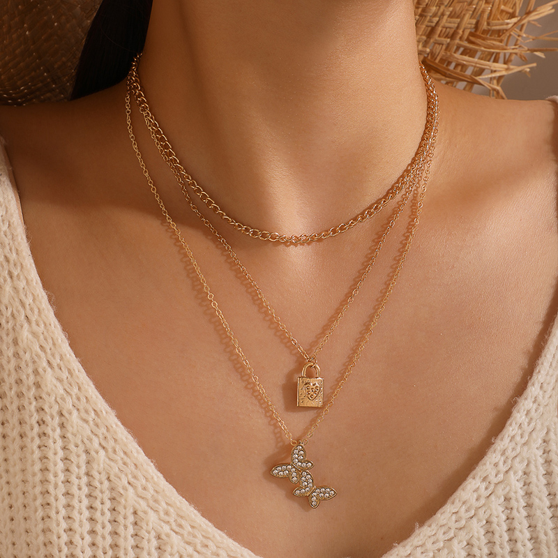 Einfache Mode Liebe Vorhngeschloss Anhnger Diamant Schmetterling Multilayer Halskettepicture1