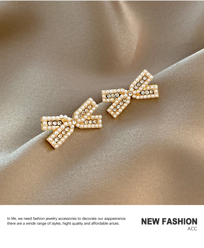 new fashion style Pearl zircon bowknot earringspicture3