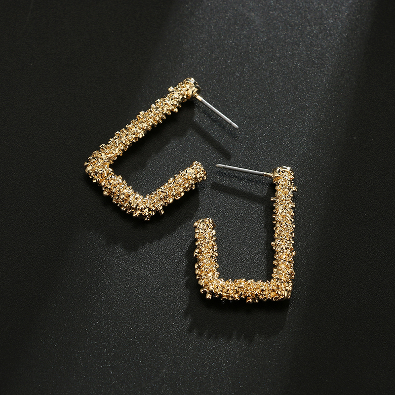 simple geometric irregular gold earringspicture3