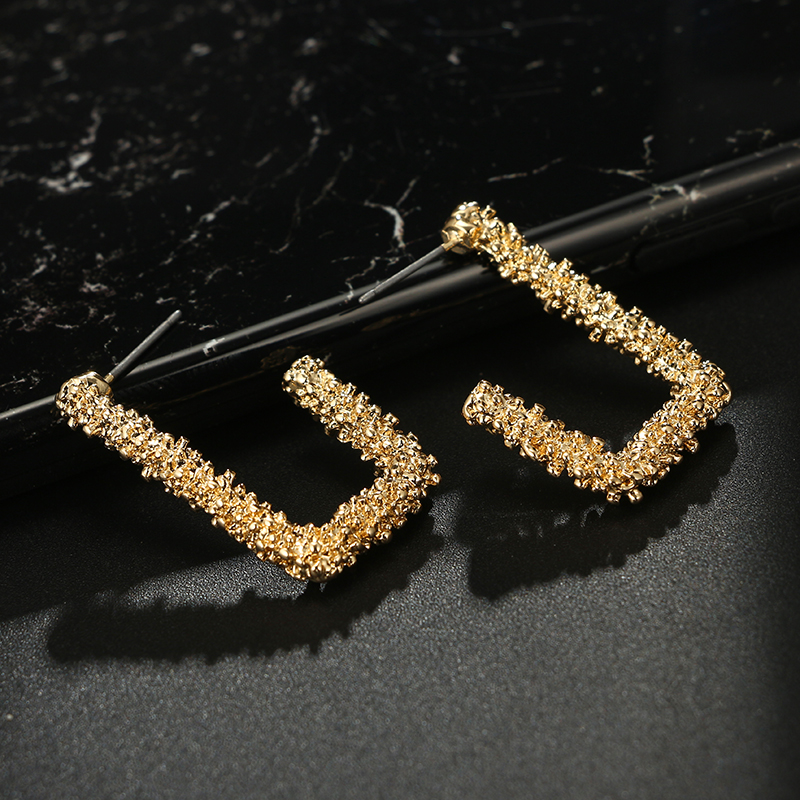 simple geometric irregular gold earringspicture4