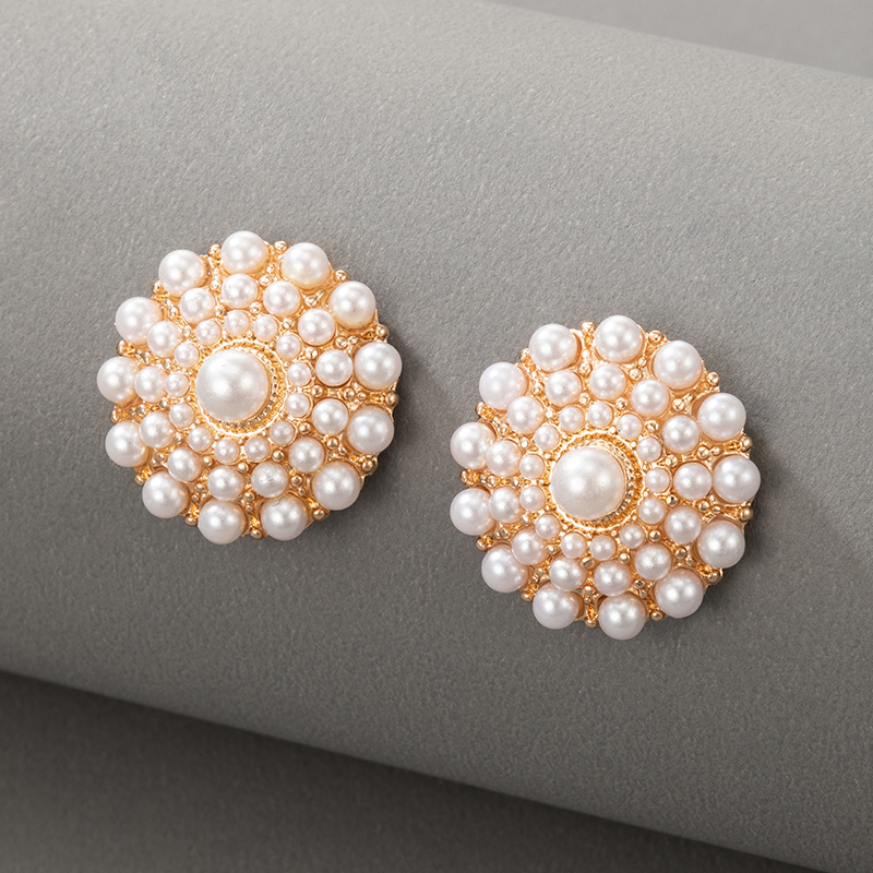 Korean natural shell flower contrast pearl earringspicture3