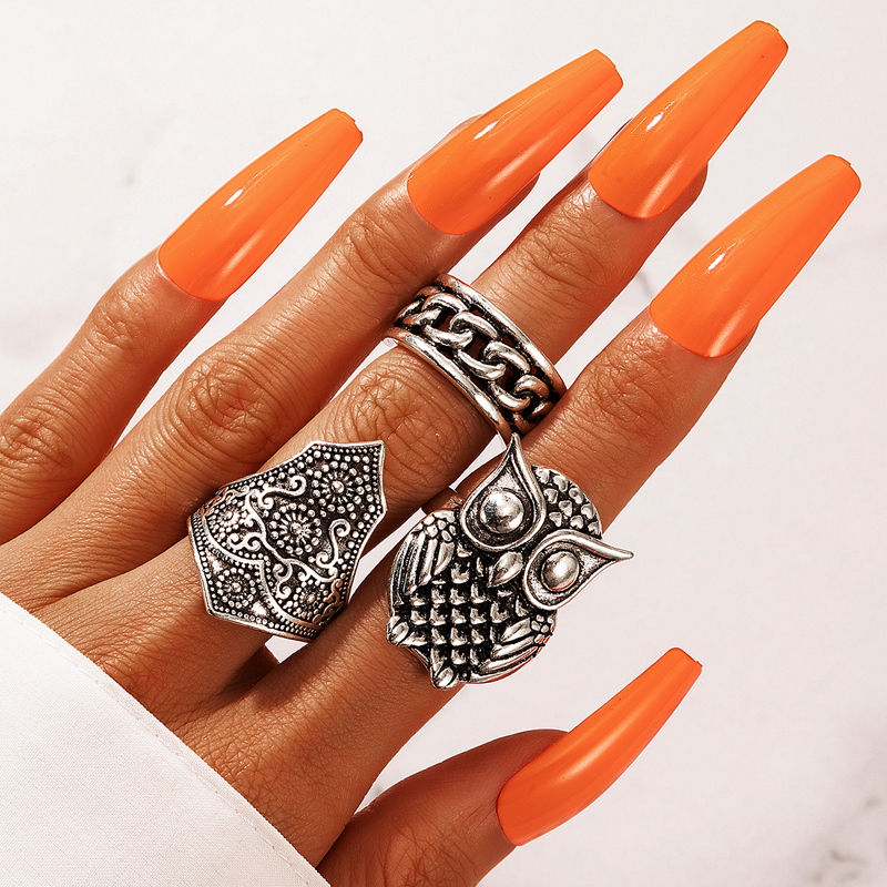Retro Punk Carved Hollow Twist Owl Ring 3Piece Setpicture1
