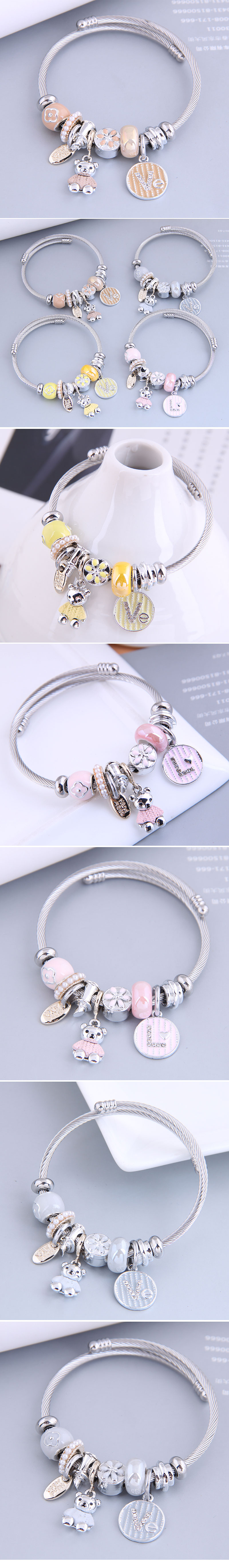 Nihaojewelry wholesale jewelry fashion cute bear multi-element pendant bracelet