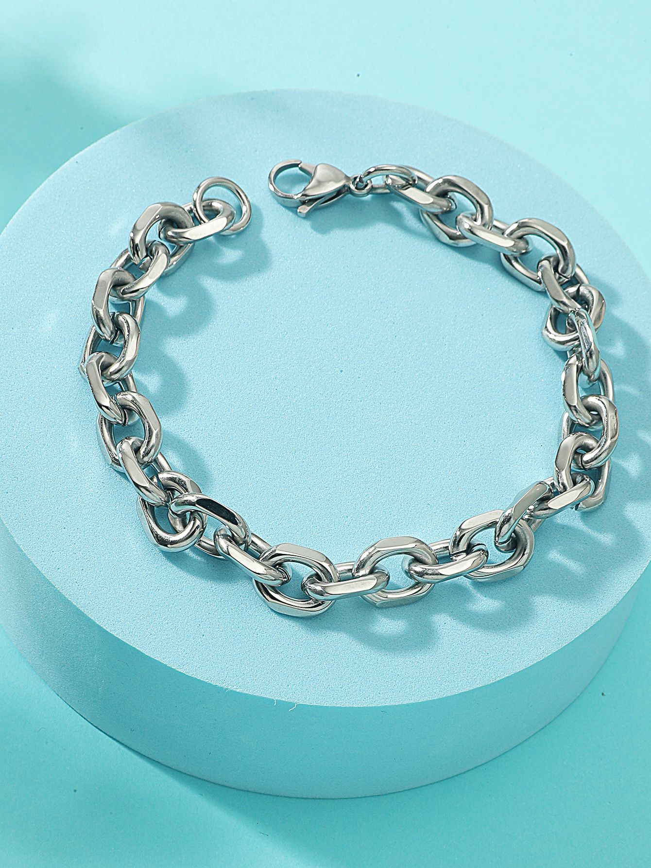 wholesale jewelry splicing hollow titanium steel bracelet Nihaojewelrypicture2