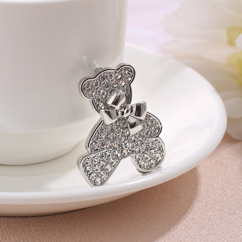 Korea bow bear alloy diamond brooch wholesale Nihaojewelrypicture2