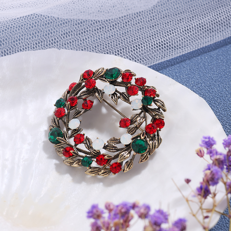 broche de corona de diamantes de aleacin de moda al por mayor Nihaojewelry NHIK408721picture5