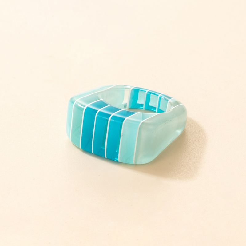 wholesale Korean style blue striped acrylic ring Nihaojewelrypicture3
