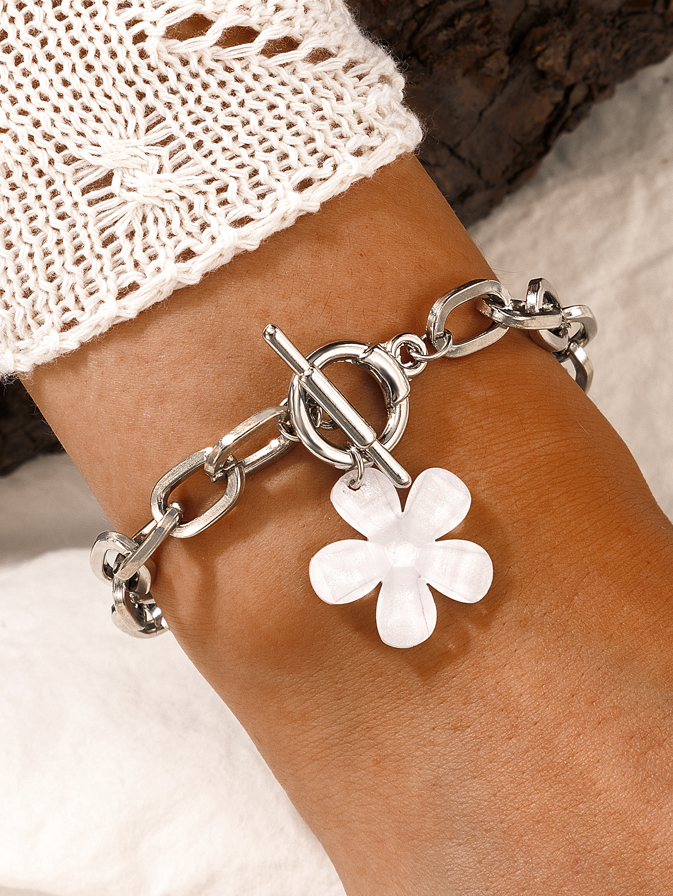 wholesale new fashion flower pendant thick chain bracelet Nihaojewelry