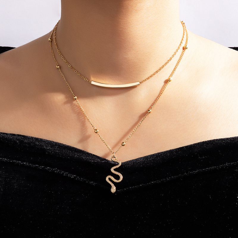 Europischer und amerikanischer grenzberschreitender neuer kreativer Schmuck goldene geometrische mehrschichtige Halskette schlangenfrmige doppelschichtige Halskettepicture8