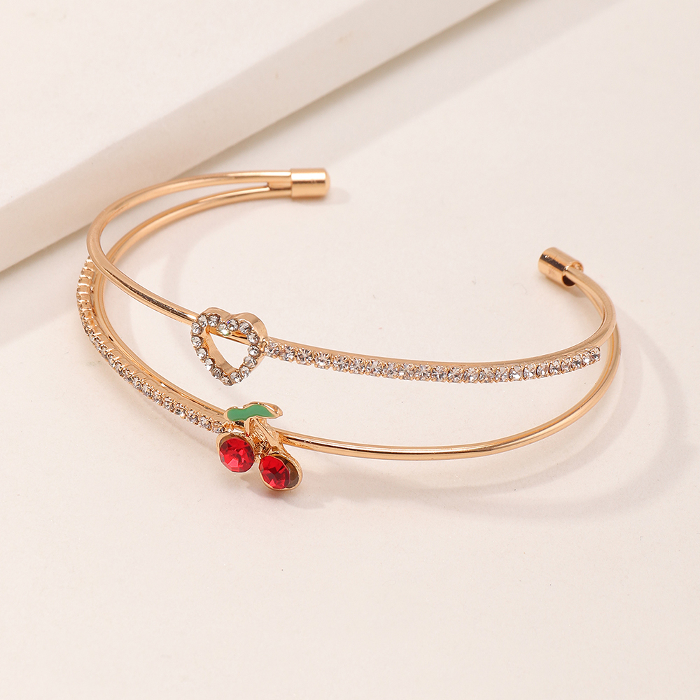 Lovely simple cherry peach heart golden bracelet wholesale Nihaojewelrypicture4