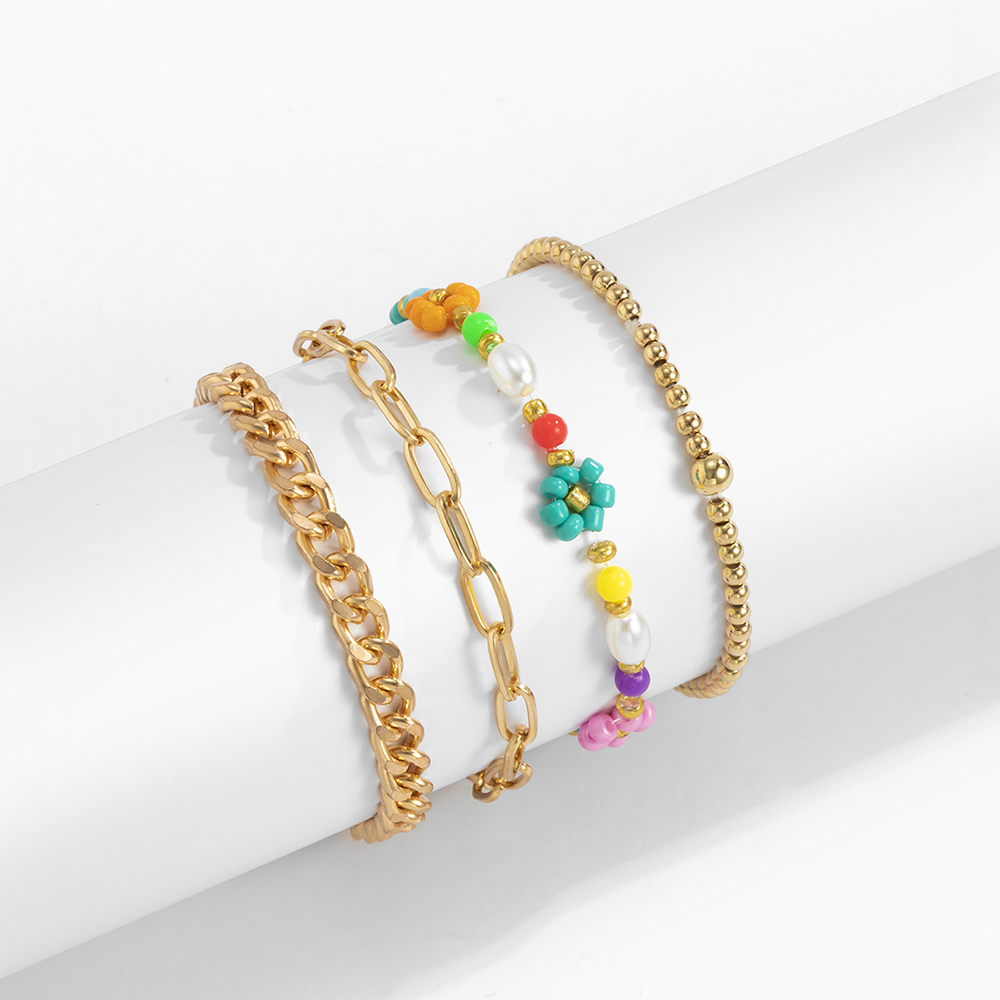 Fashion Hit Color Small Daisy Beaded Bracelet Retro Flower Hollow Braceletpicture1