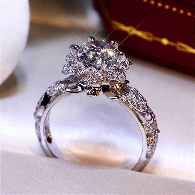 Fashion geometric inlaid zircon solid color alloy ring wholesale