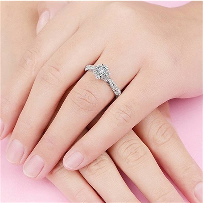 Fashion geometric inlaid zircon solid color alloy ring wholesale