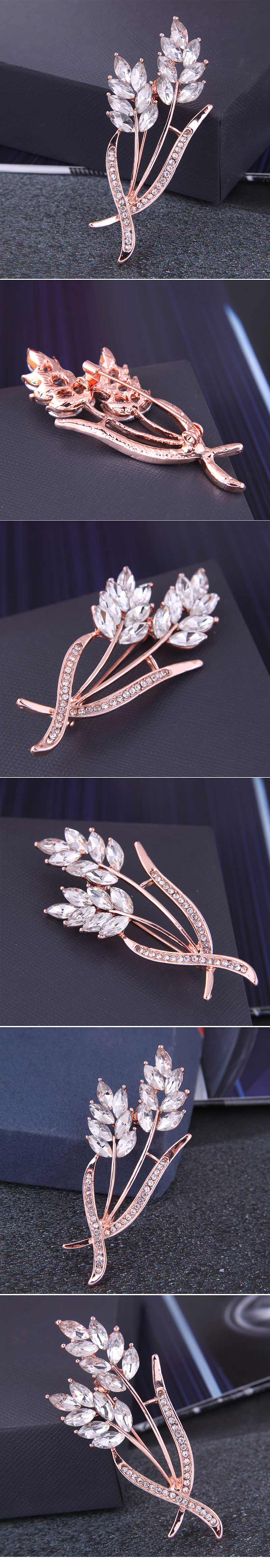 Korean fashion simple ladies alloy diamond leaf broochpicture1