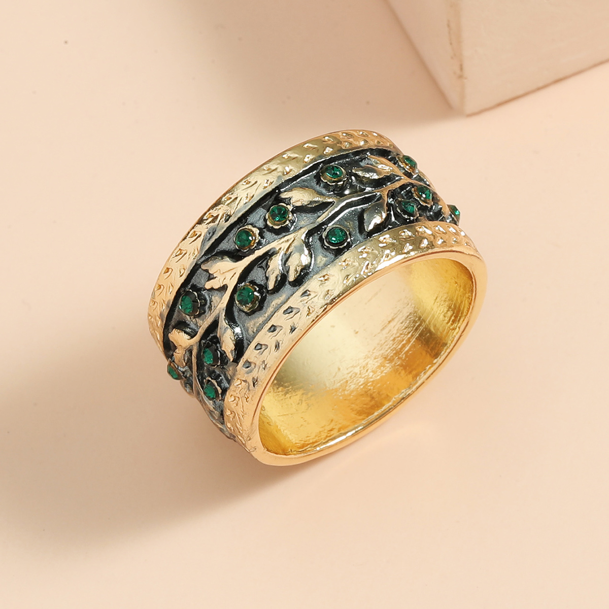 creative arabesque branches and leaves inlaid azalea stone alloy ring