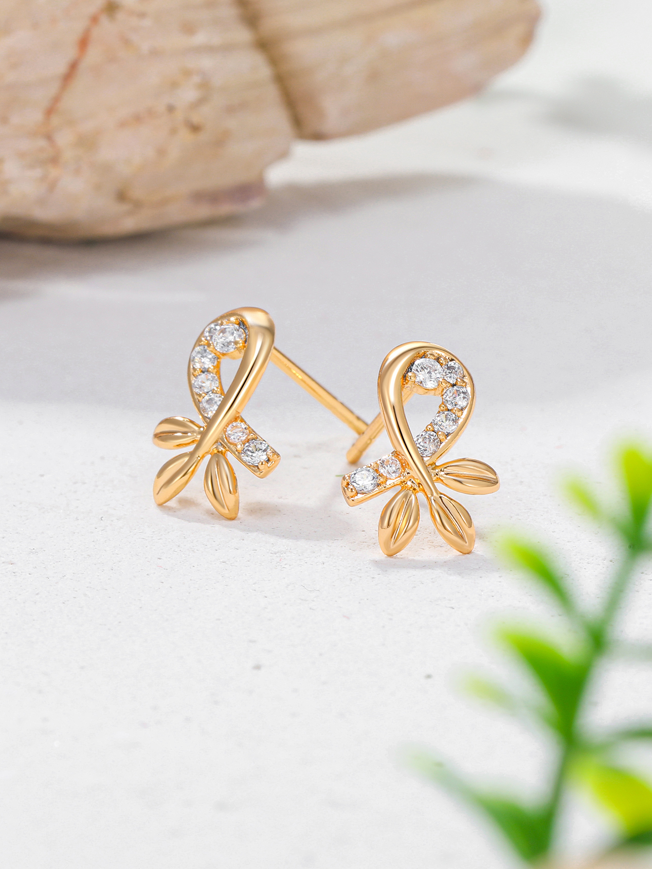 fashion leaf cross inlaid zircon copper earrings wholesalepicture1